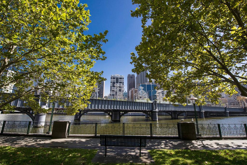 Апарт отель Wrap On Southbank Мельбурн Экстерьер фото